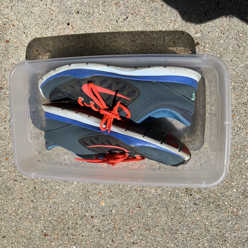 Nike free runs